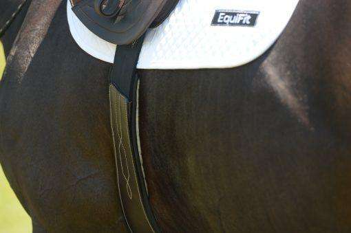 Anatomical Hunter Girth with SheepsWool Liner by EquiFit